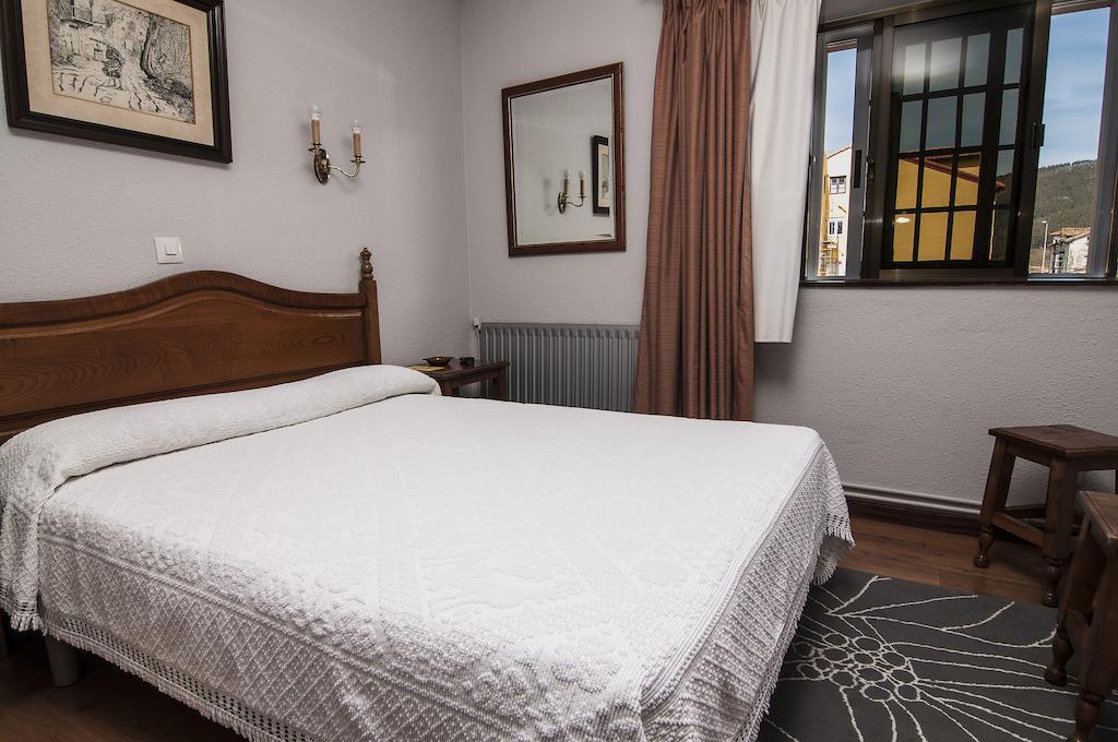 Riodeva Hotel Ункера Стая снимка